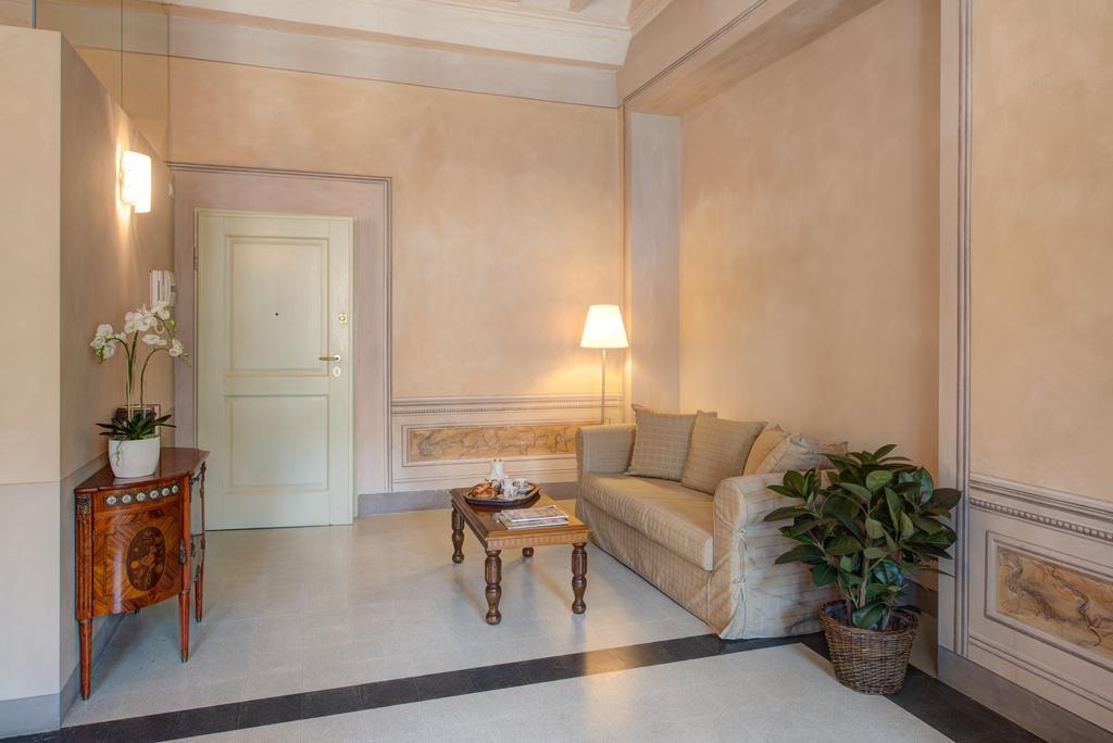 Palazzo Piazza Mazzini Hotel Pescia Ruang foto