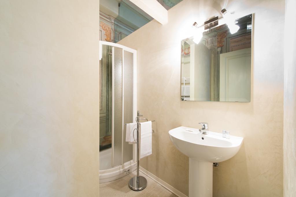 Palazzo Piazza Mazzini Hotel Pescia Ruang foto